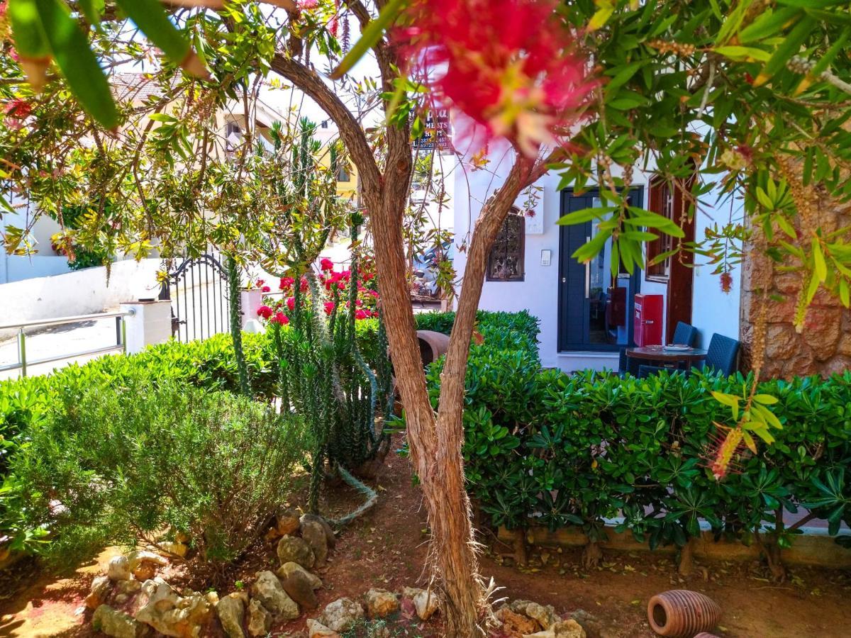 Ostria Apartments Kalives คาลีเวส ภายนอก รูปภาพ
